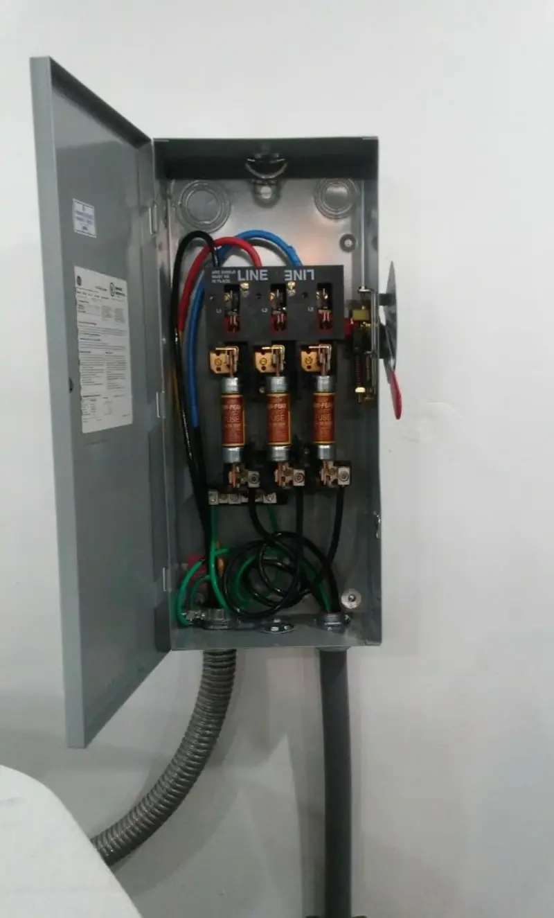 Three-phase disconnect switch installed for Electrical Wiring & Rewiring in Oakbrook
